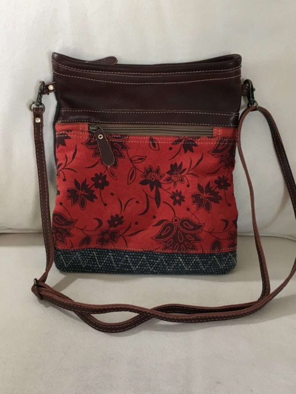 Myra Bloom Small Crossbody Bag NWOT